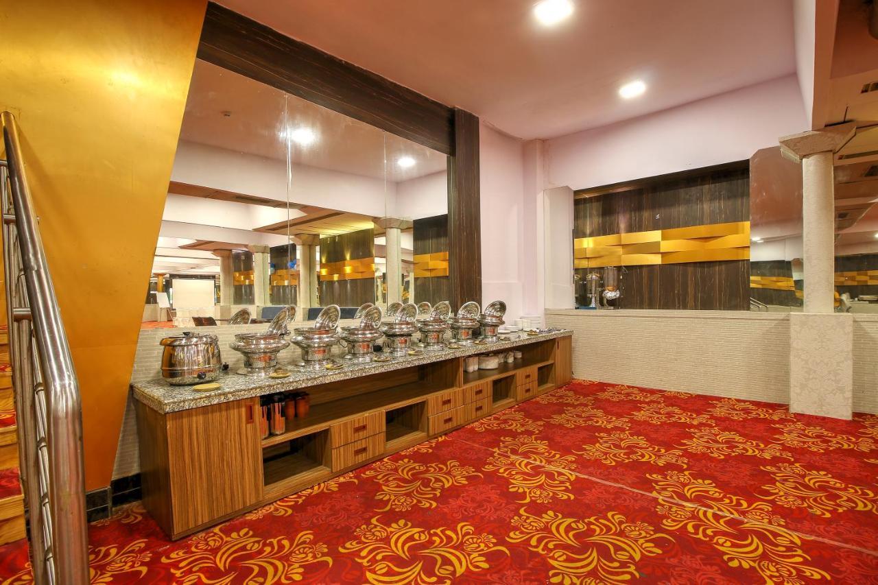 Hotel Mumbai House Juhu, Santacruz West, Mumbai  Buitenkant foto