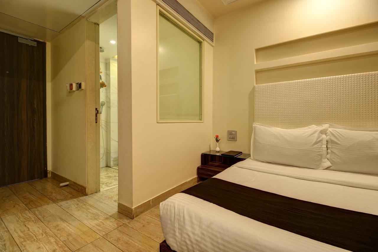 Hotel Mumbai House Juhu, Santacruz West, Mumbai  Kamer foto