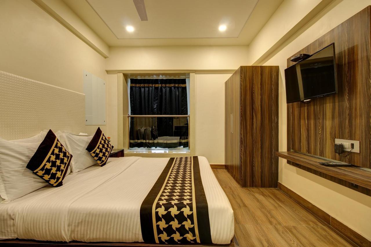 Hotel Mumbai House Juhu, Santacruz West, Mumbai  Kamer foto